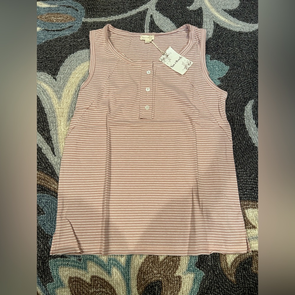 BRAND NEW HEM AND THREAD TANK